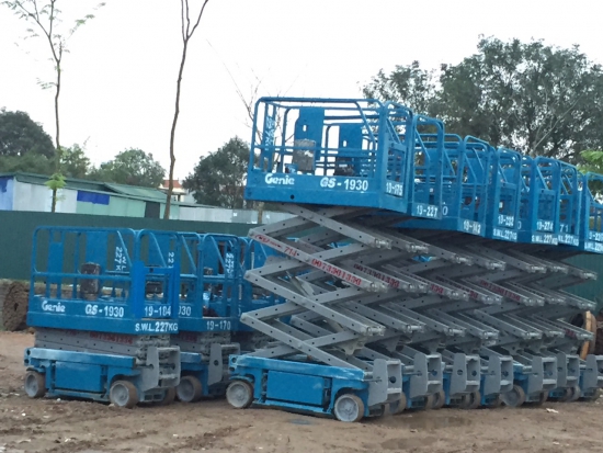 NHỮNG LƯU Ý KHI SỬ DỤNG XE NÂNG NGƯỜI