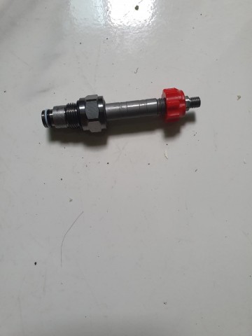 Van tụt áp xe cắt kéo