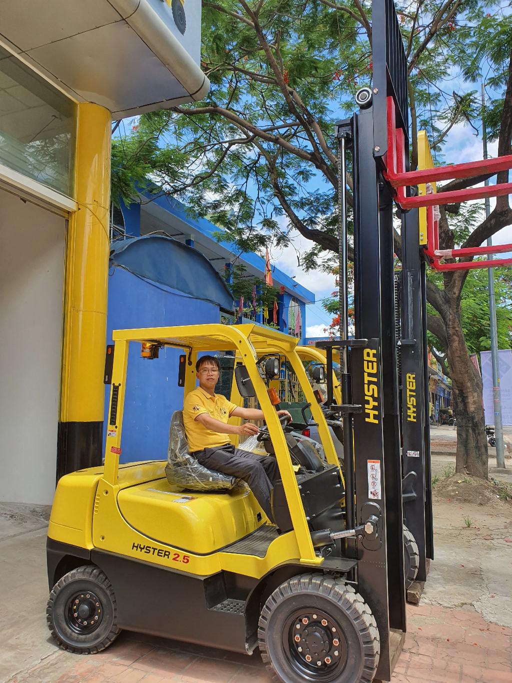 NHỮNG ƯU ĐIỂM VƯỢT TRỘI CỦA XE NÂNG DẦU 2.5 TẤN