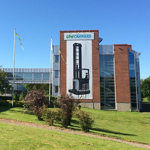 GIÁ XE NÂNG UNICARRIERS