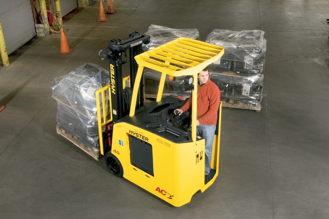 ƯU ĐIỂM 3 DÒNG XE NÂNG SỬ DỤNG PHỔ BIẾN TẠI HÀ NAM